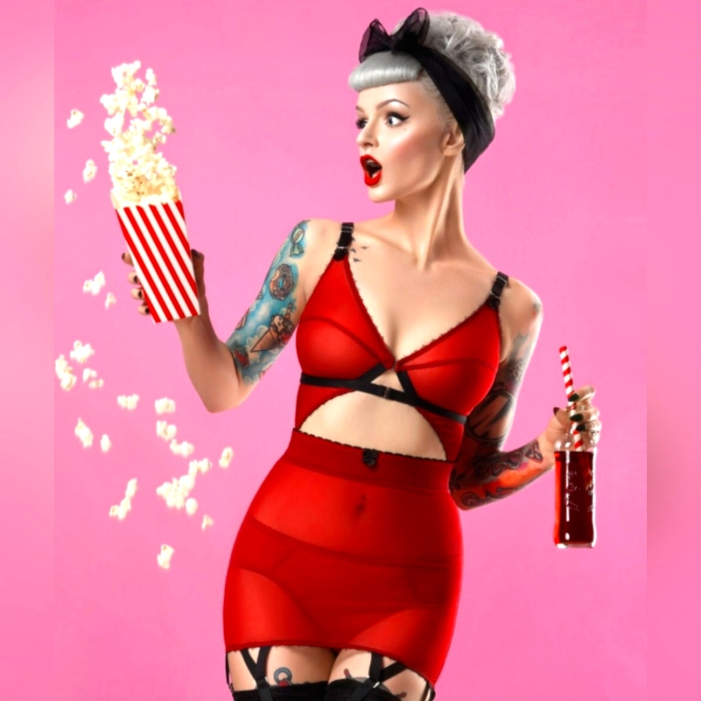 PipAndPantalaimon Corselette And Knickers, Red Lingerie 38D With US SZ 14 Panty